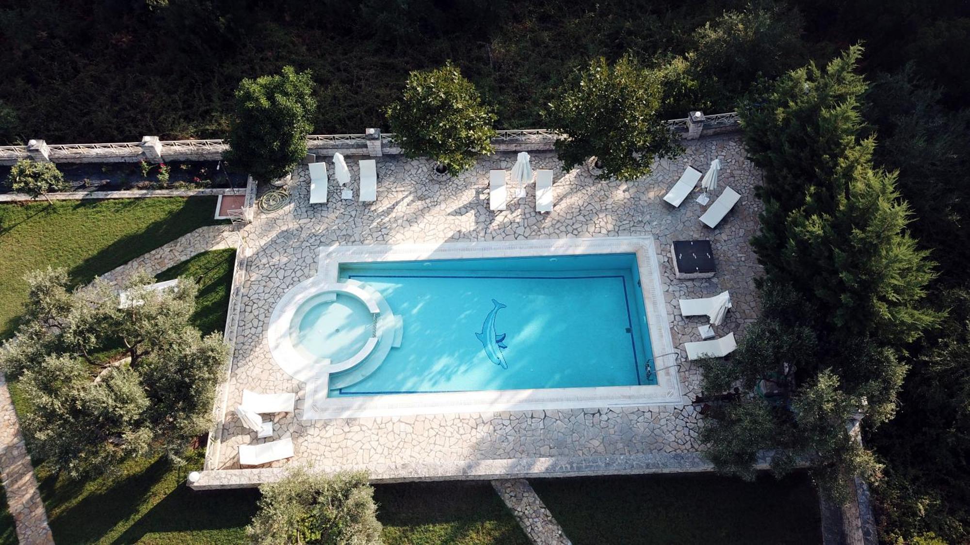 Epavlis Nadine Corfu Villa Gouvia Bagian luar foto