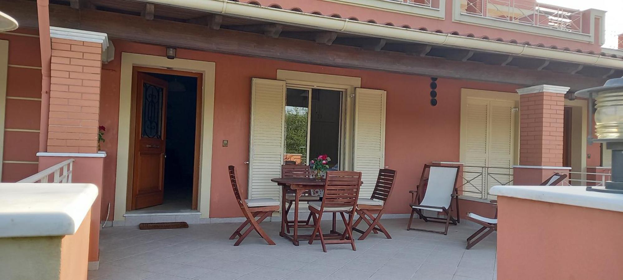 Epavlis Nadine Corfu Villa Gouvia Bagian luar foto