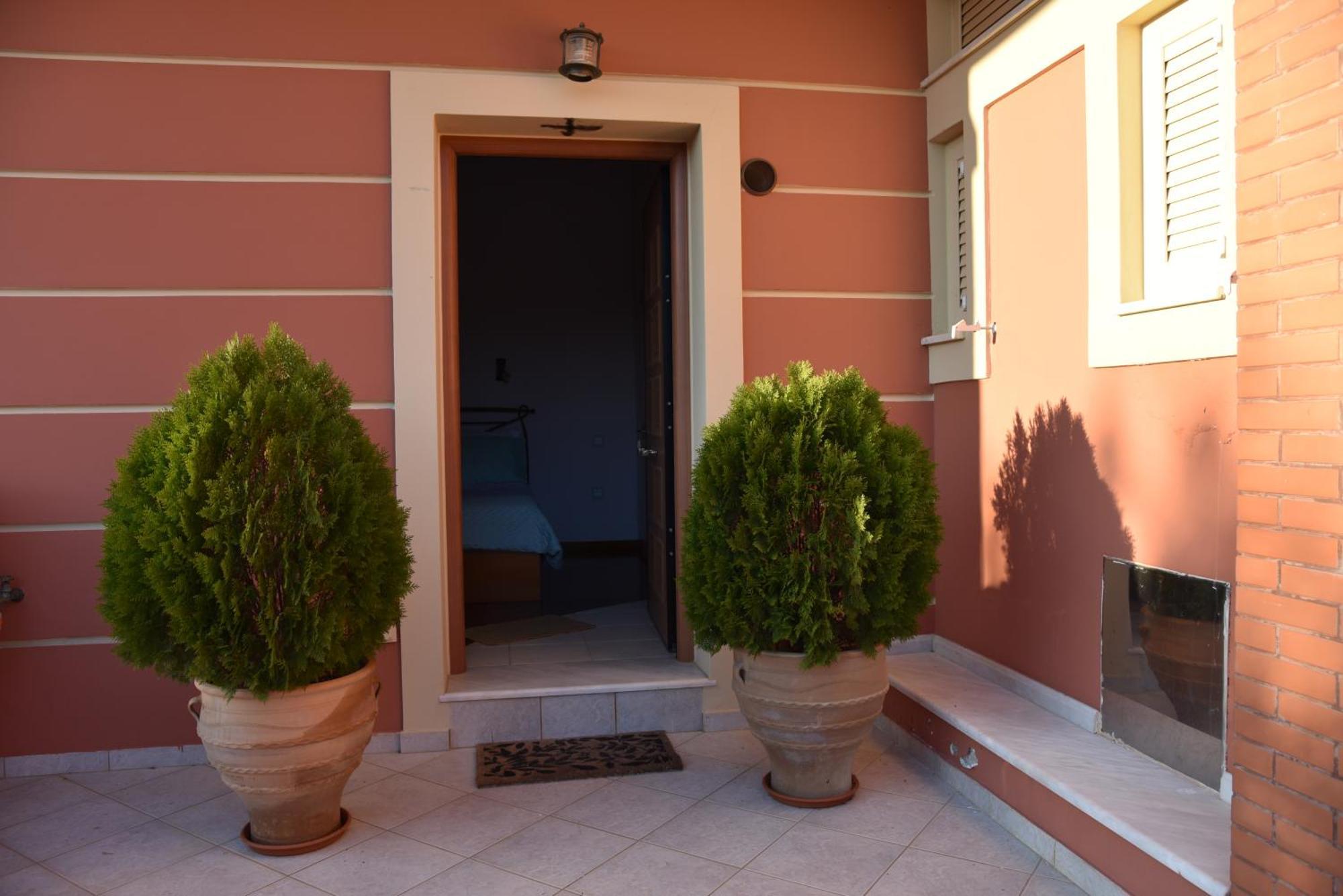 Epavlis Nadine Corfu Villa Gouvia Bagian luar foto