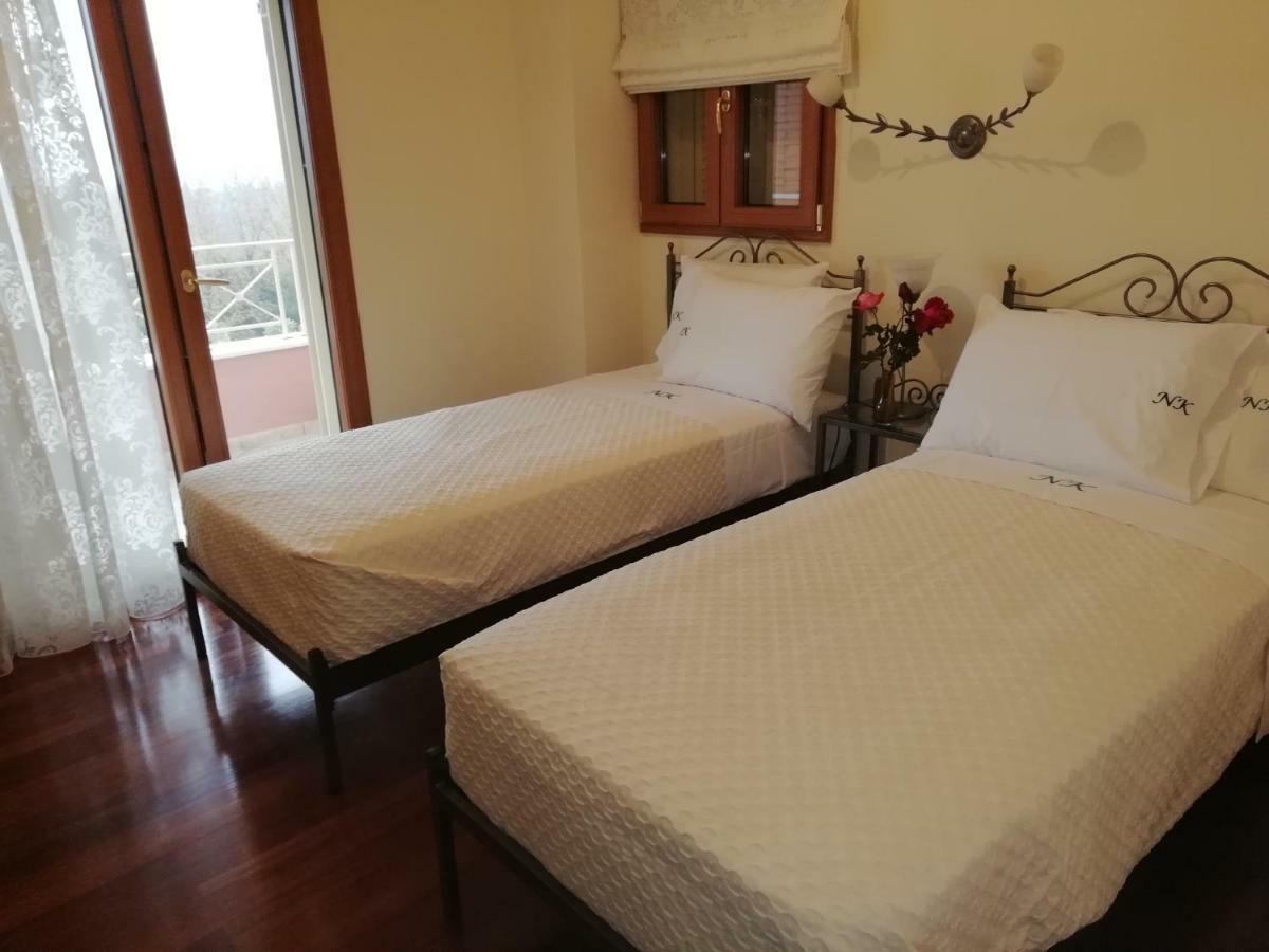 Epavlis Nadine Corfu Villa Gouvia Bagian luar foto