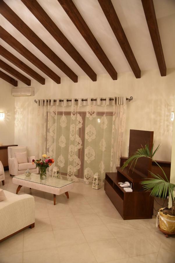 Epavlis Nadine Corfu Villa Gouvia Bagian luar foto