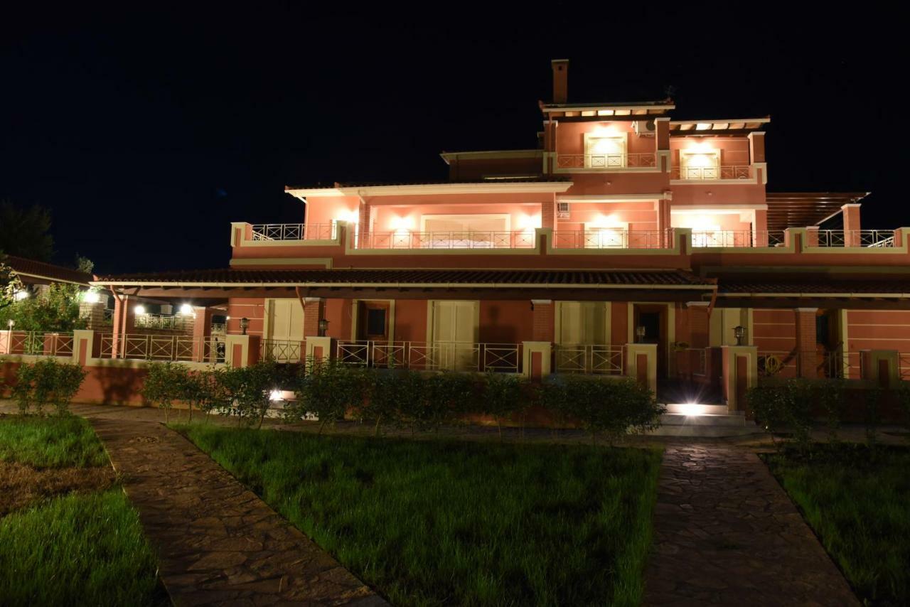 Epavlis Nadine Corfu Villa Gouvia Bagian luar foto